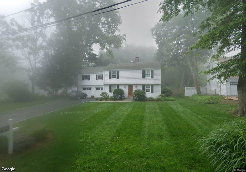 24 Oak Crest, Darien, CT 06820 - photo 1