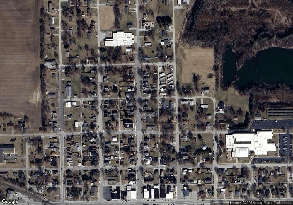 312 N Broadway St, Mentone, IN 46539 - photo 1