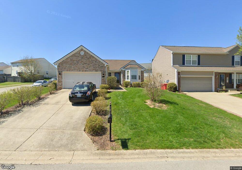 371 Village Dr, Frankfort, KY 40601 - photo 1