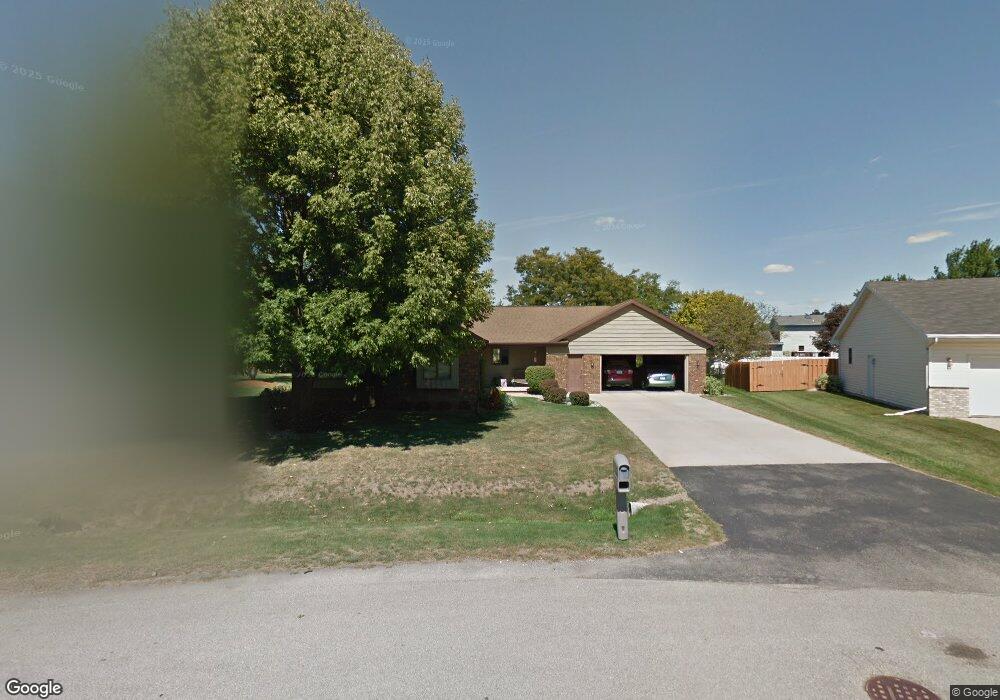 3132 W Sunset Ave, Appleton, WI 54914 - photo 1