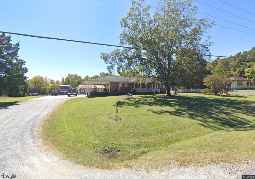 5811 Riverdale Dr, Jamestown, NC 27282 - photo 1