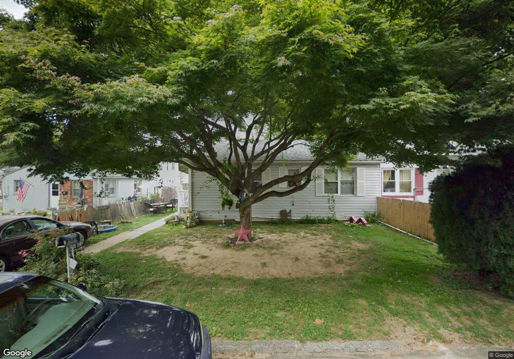 402 Austin Ct, Wallingford, PA 19086 - photo 1