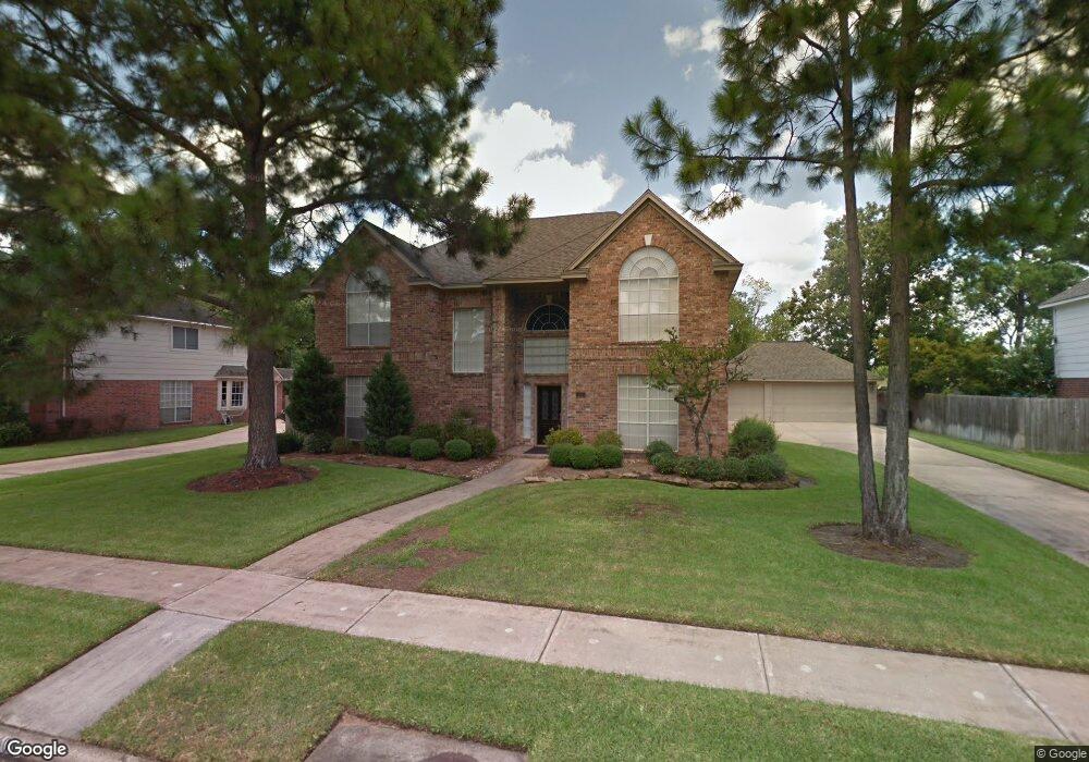 406 Windsor Dr, Friendswood, TX 77546 - photo 1