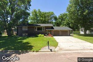 1204 E Lark St, Brandon, SD 57005