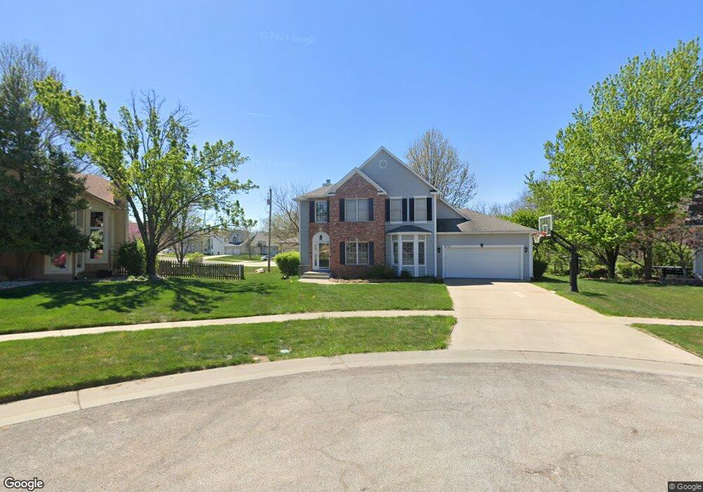 5731 SW 33rd Ct, Topeka, KS 66614 - photo 1