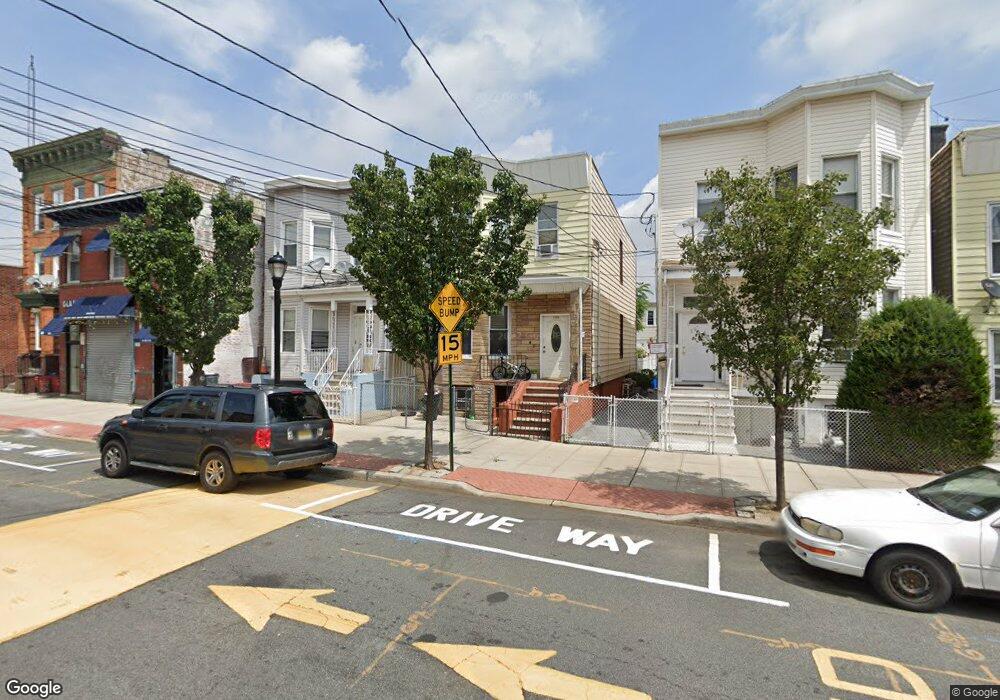 708 22nd St, Union City, NJ 07087 - photo 1