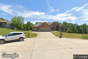 6612 N Stone Ridge Dr, Quincy, IL 62305