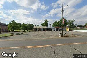 537 E Washington Ave, Ashburn, GA 31714