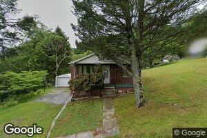 252 West St, Sophia, WV 25921