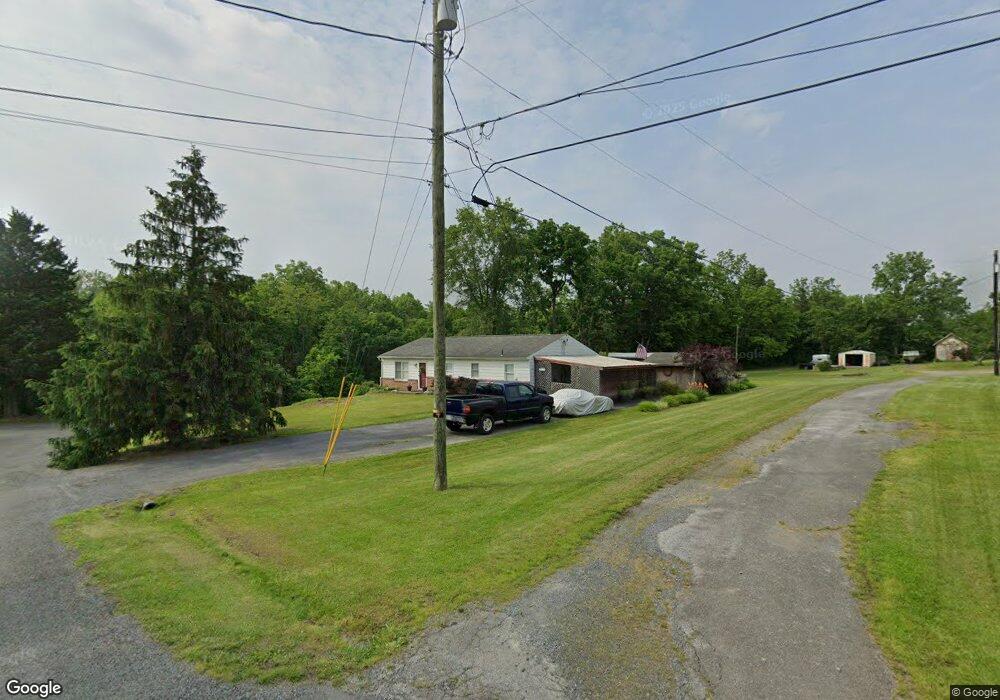 512 Vinell Ln, Chambersburg, PA 17202 - photo 1