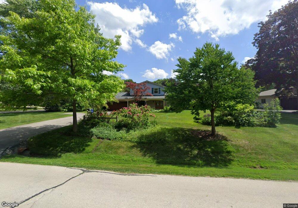 13205 Gremoor Dr, Elm Grove, WI 53122 - photo 1