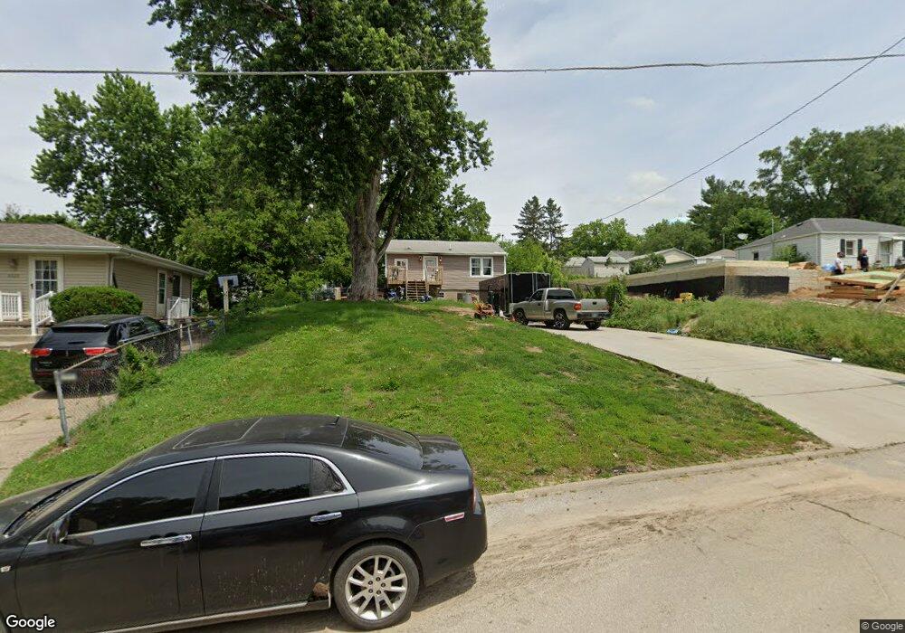 2524 Morton Ave, Des Moines, IA 50317 - photo 1