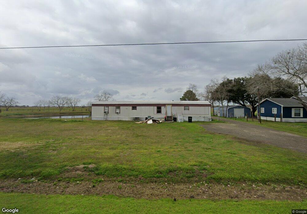 7222 Meadowgreen Ln, Needville, TX 77461 - photo 1