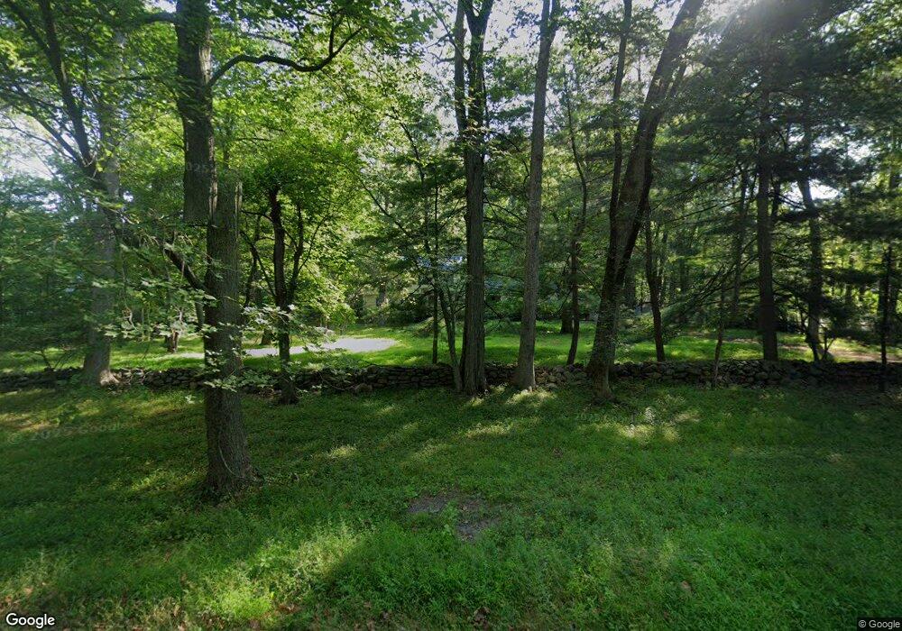 960 Burr St, Fairfield, CT 06824 - photo 1