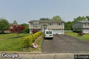 8 Stacie Ln, Spring Valley, NY 10977