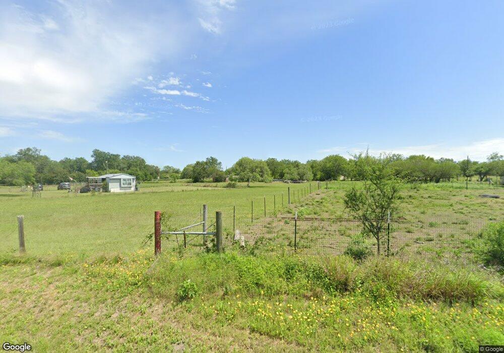2250 Old Houston Hwy, Beeville, TX 78102 - photo 1