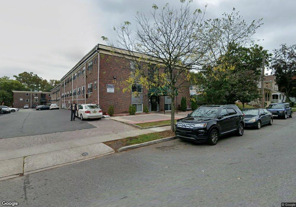 402 Hamilton St, Rahway, NJ 07065 - photo 1