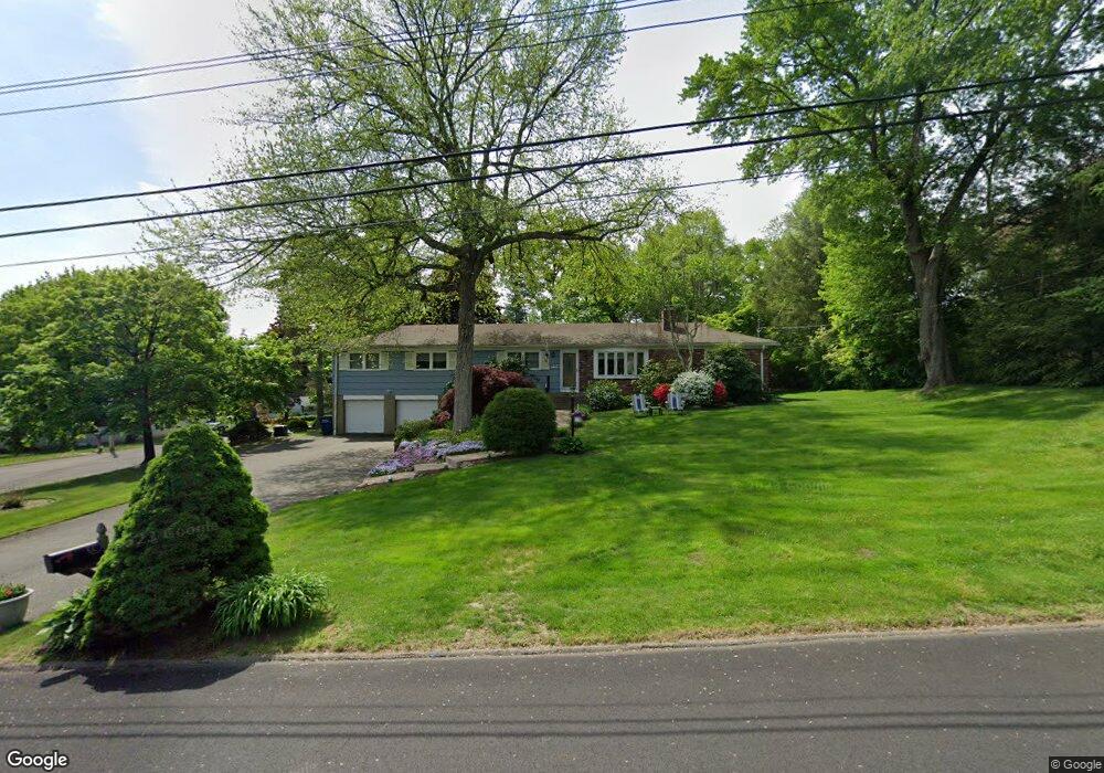 42 Oldfield Rd, Trumbull, CT 06611 - photo 1