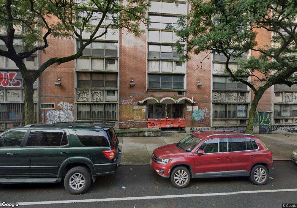 156 W 106th St, New York, NY 10025 - photo 1