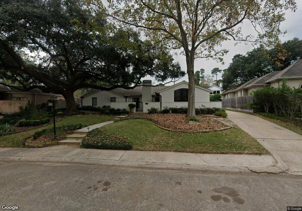 10211 Briar Dr, Houston, TX 77042 - photo 1