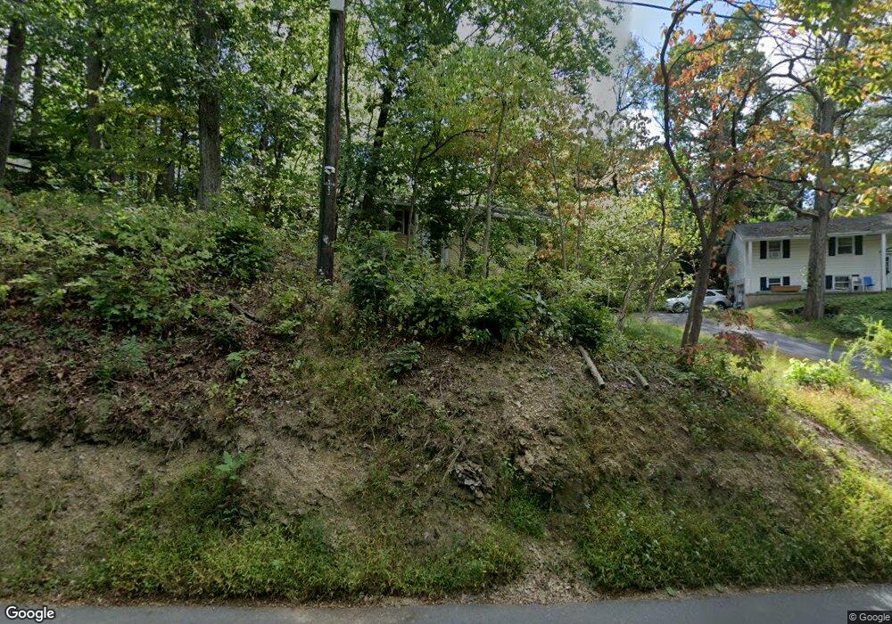 4751 Spring Creek Rd, Harrisburg, PA 17111 - photo 1