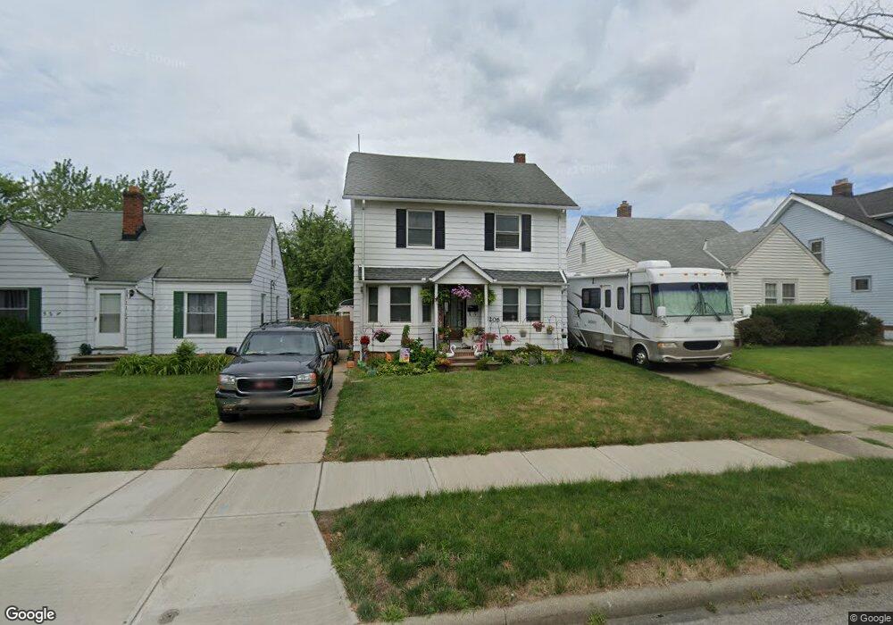 5206 Cato St, Maple Heights, OH 44137 - photo 1