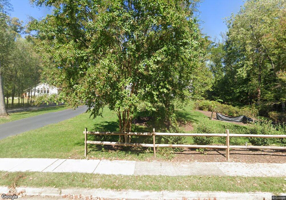 109 Kingsley Rd SW, Vienna, VA 22180 - photo 1