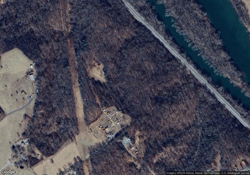 210 Householder Rd, Berkeley Springs, WV 25411 - photo 1