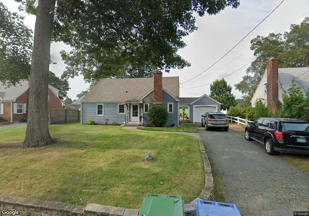 9 Edgewood St, Cromwell, CT 06416 - photo 1