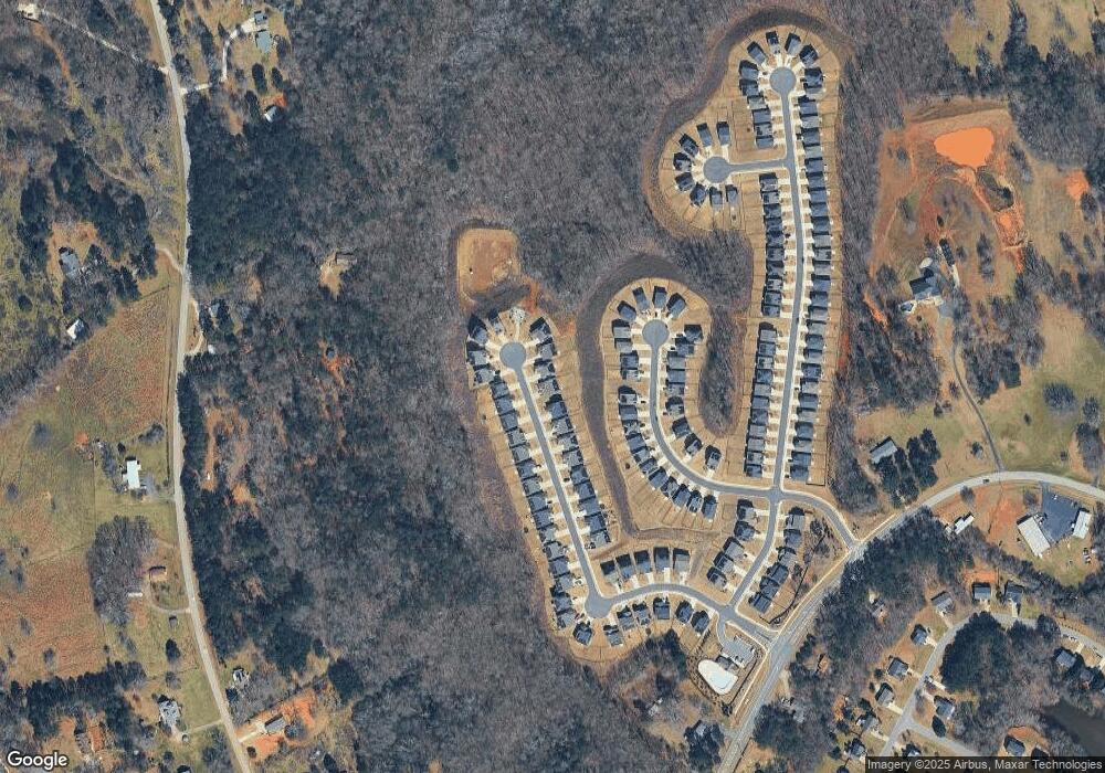 242 Hackberry Ave, Commerce, GA 30529 - photo 1