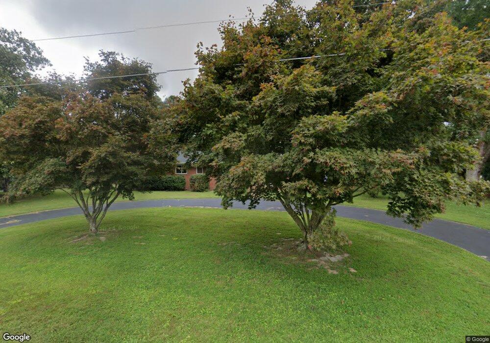 1330 E Euclid Blvd, West Point, VA 23181 - photo 1