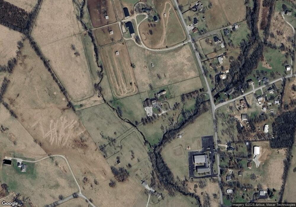 3265 Pinckard Pike, Versailles, KY 40383 - photo 1