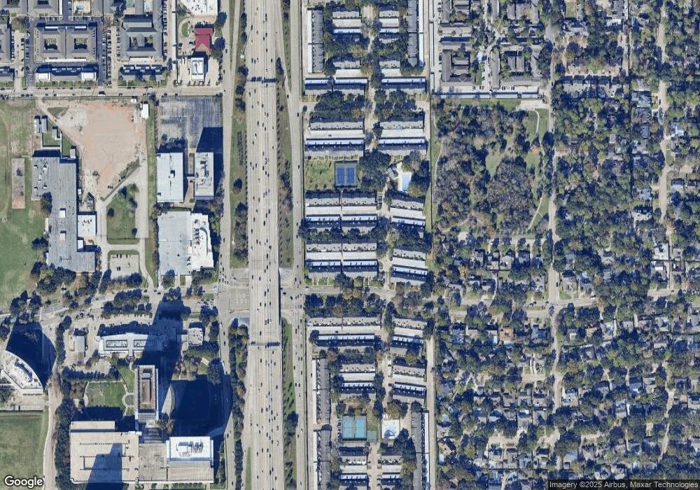 10294 Briar Forest Dr unit 26, Houston, TX 77042 - photo 1