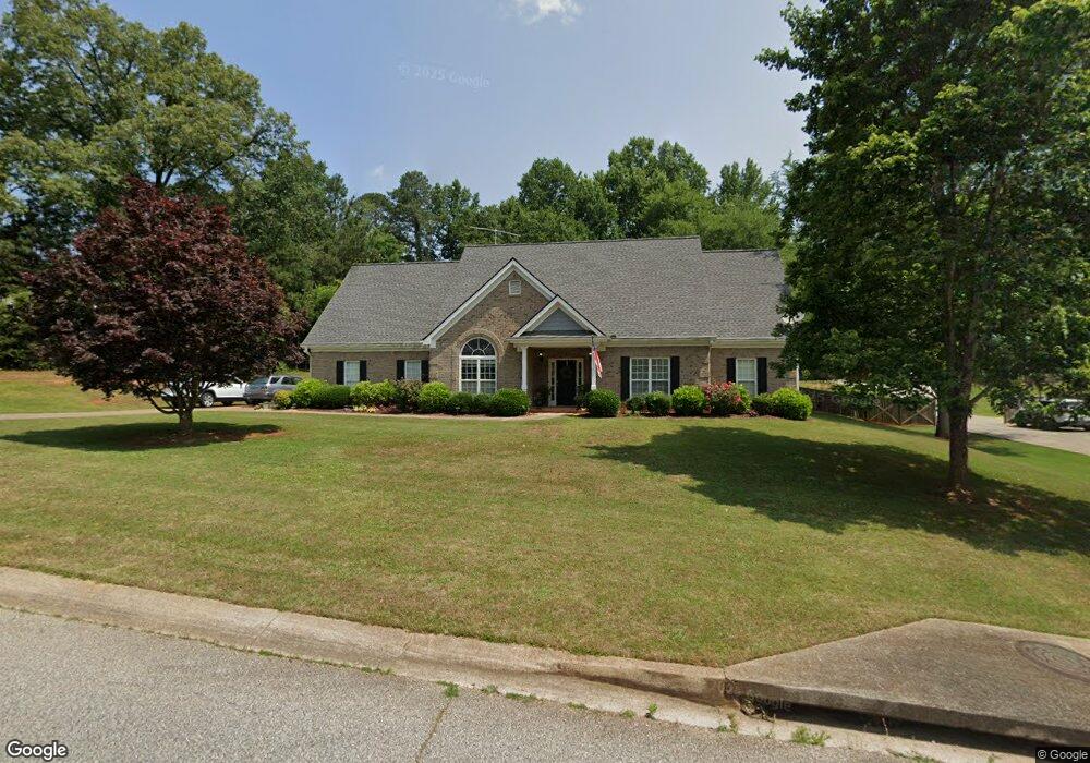 69 Dumar Ln, Hoschton, GA 30548 - photo 1