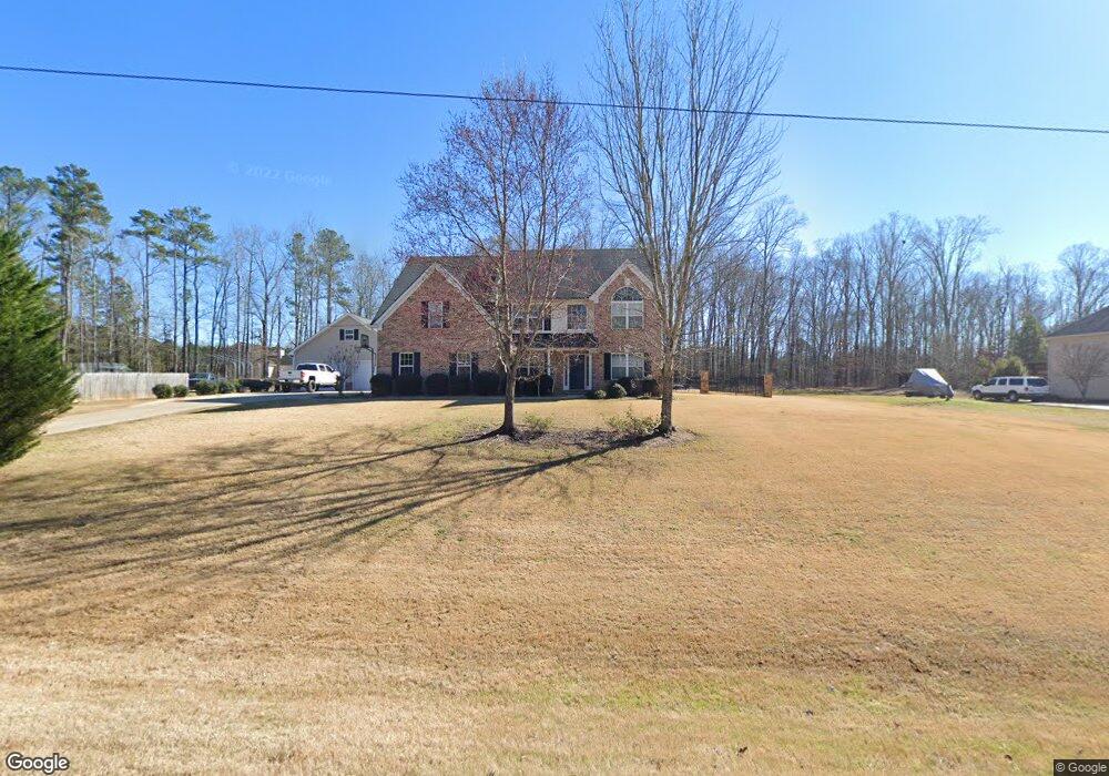 1976 Standing Rock Rd, Senoia, GA 30276 - photo 1
