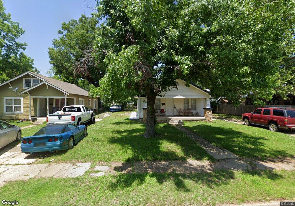 1032 E 4th St, Cushing, OK 74023 - photo 1