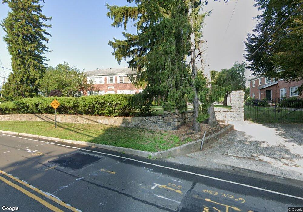 250 Glenbrook Rd unit C, Stamford, CT 06906 - photo 1