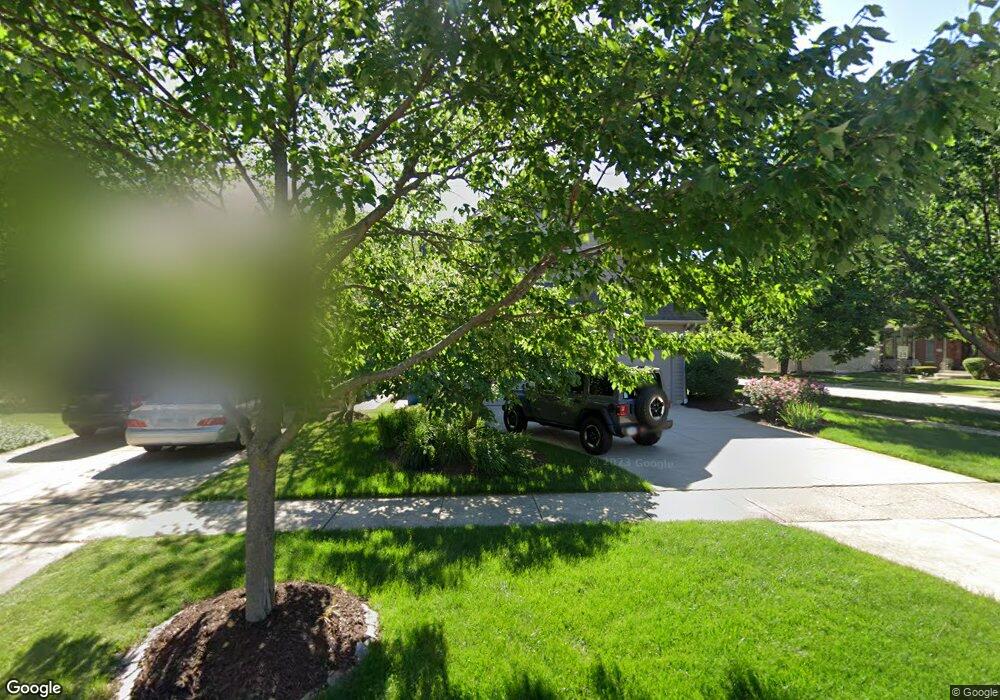 394 N Addison Ave, Elmhurst, IL 60126 - photo 1