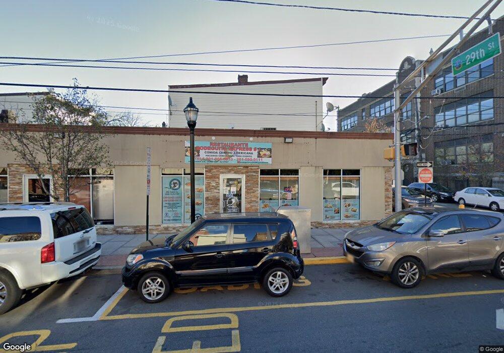 2902 Summit Ave, Union City, NJ 07087 - photo 1