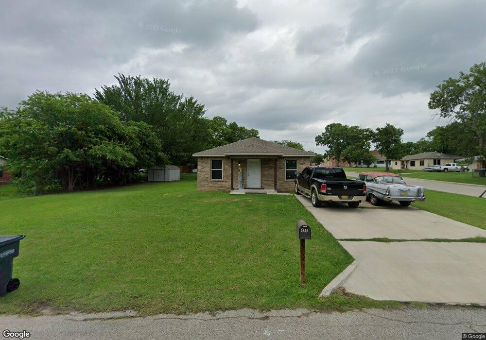 429 Moore St SE, Ardmore, OK 73401 - photo 1