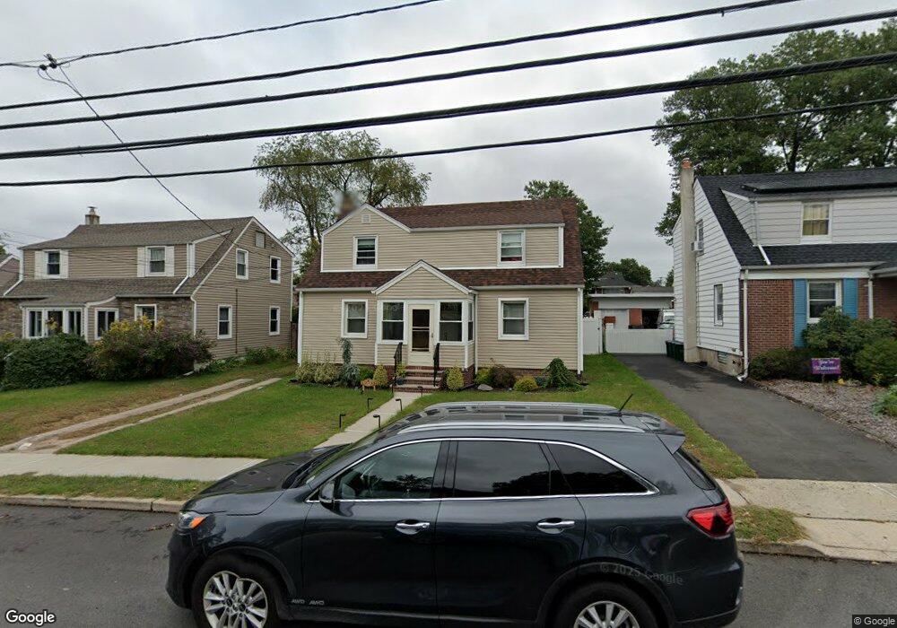 17-31 11th St unit 2nd floor, Fair Lawn, NJ 07410 - photo 1