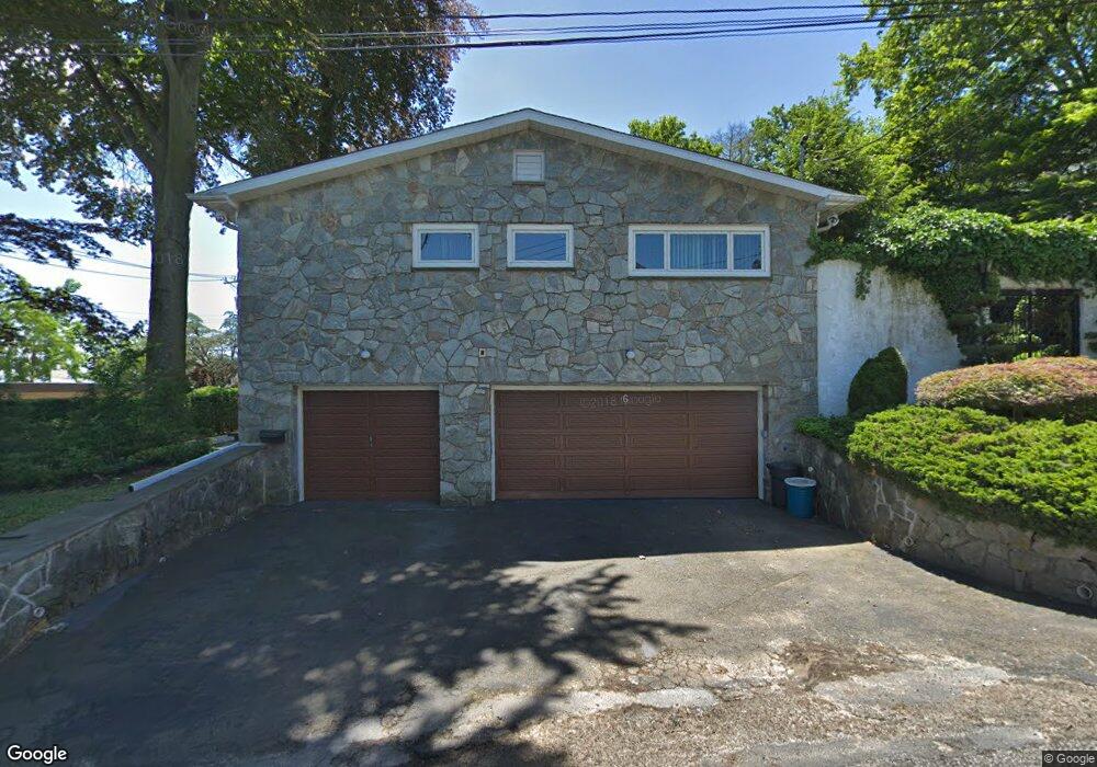 6 E Entry Rd, Staten Island, NY 10304 - photo 1