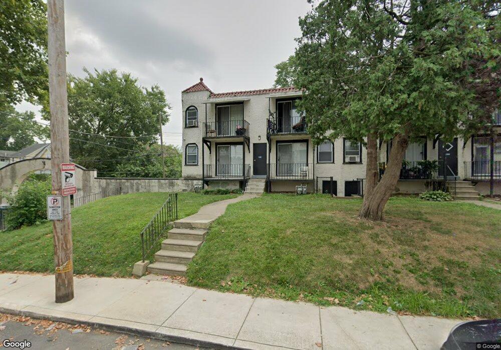 7254 Radbourne Rd, Upper Darby, PA 19082 - photo 1