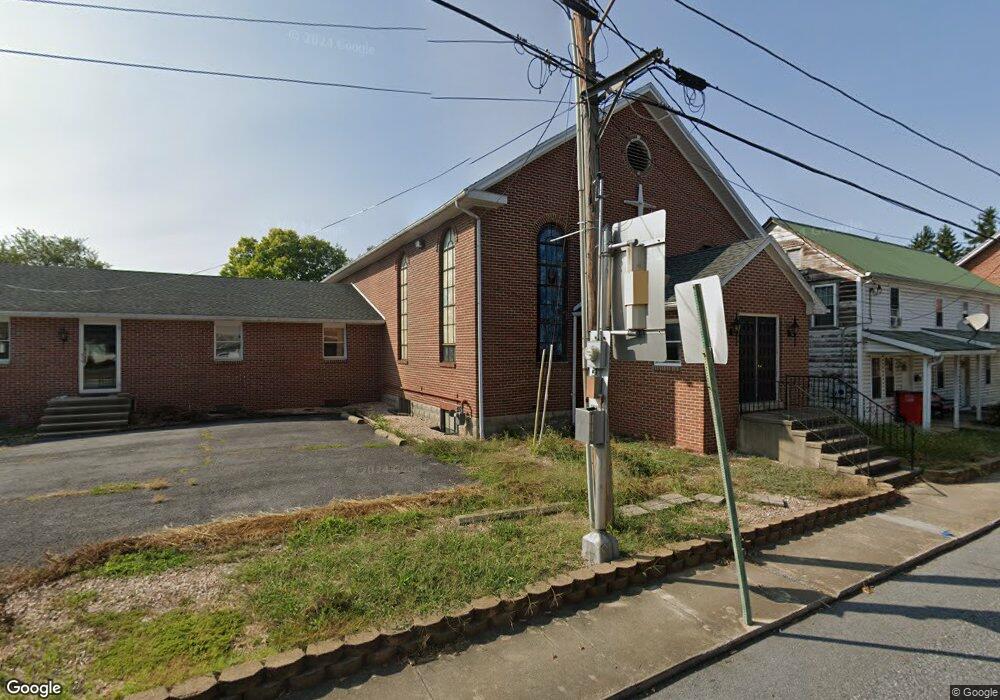 20 N Park Ave, Mercersburg, PA 17236 - photo 1