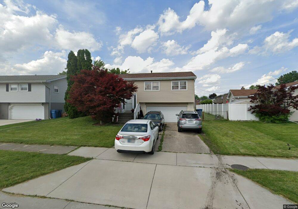 537 Northgate Dr, Dyer, IN 46311 - photo 1