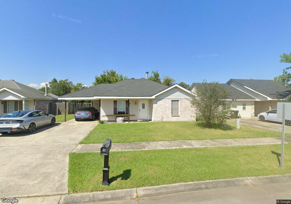 423 Cavaness Dr, Houma, LA 70364 - photo 1