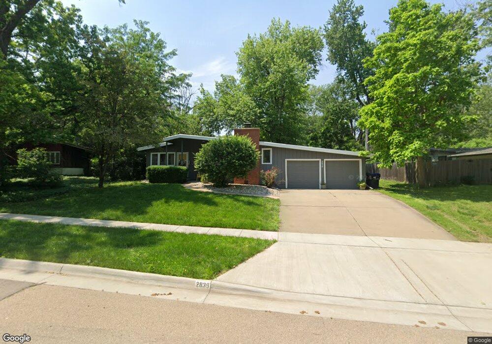2839 SW Mulvane St, Topeka, KS 66611 - photo 1