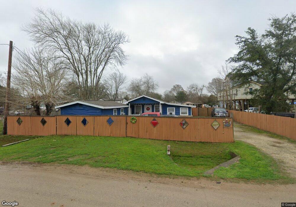 3719 Statesman Dr, Alvin, TX 77511 - photo 1