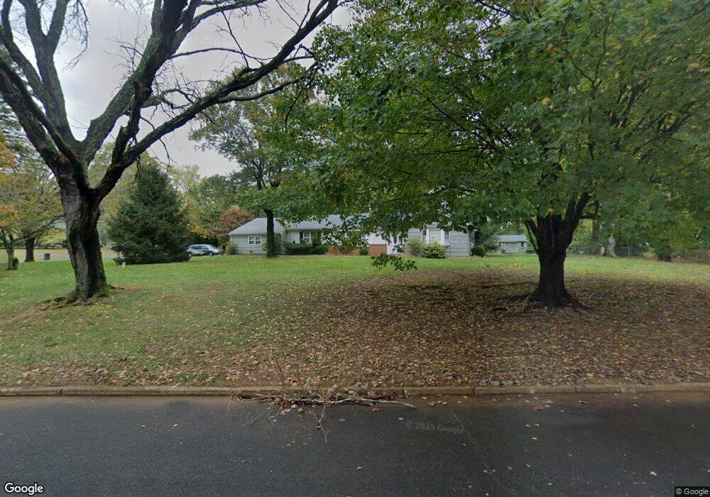 8 Millpond Ln, Colts Neck, NJ 07722 - photo 1