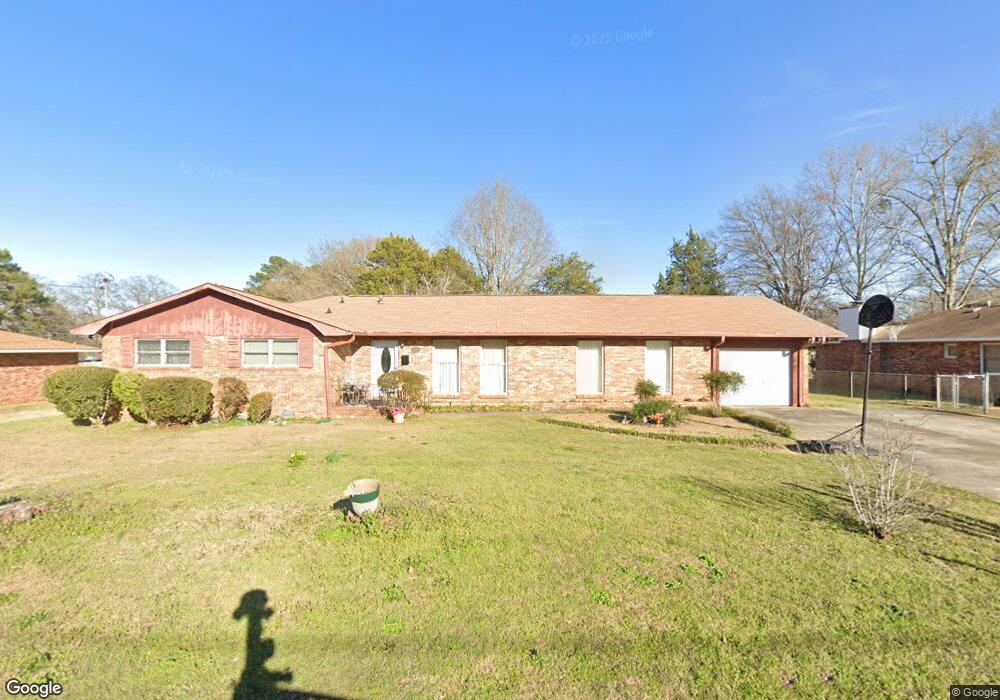 518 Clemson Dr, Warner Robins, GA 31093 - photo 1